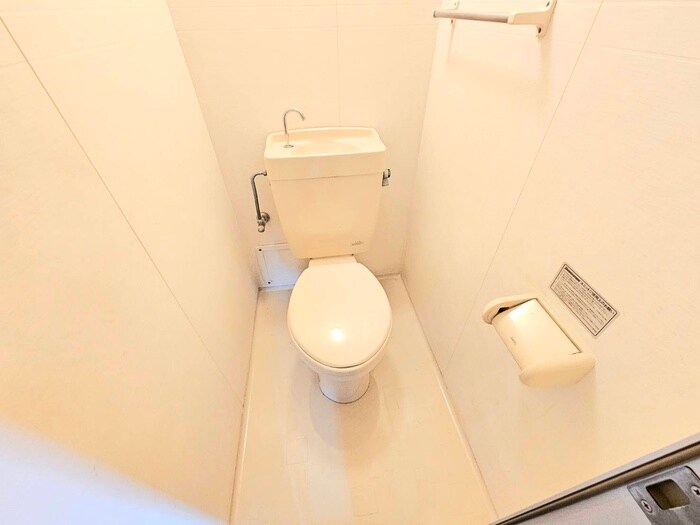 物件内観写真15　(トイレ)