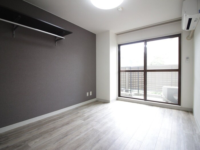 物件内観写真13　(居室)