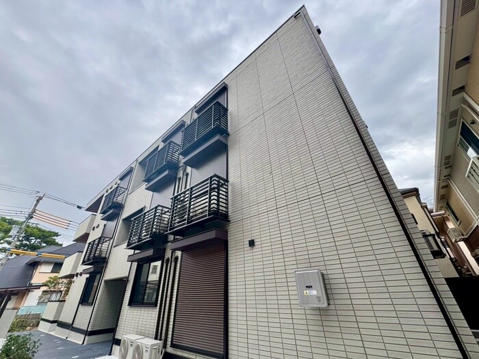 物件外観写真2　(外観写真)