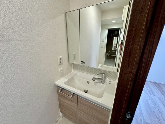 物件内観写真12　(洗面)