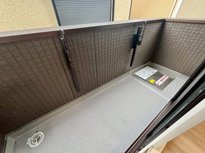 物件内観写真16　(玄関)