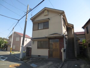 西尾貸家外観写真