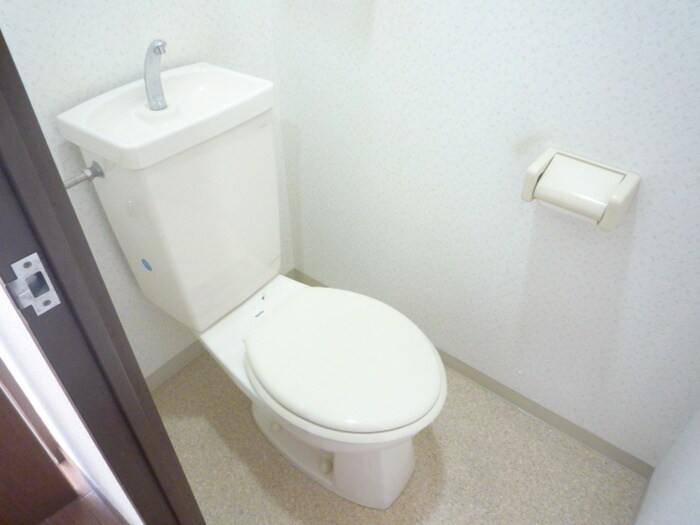 物件内観写真12　(トイレ)