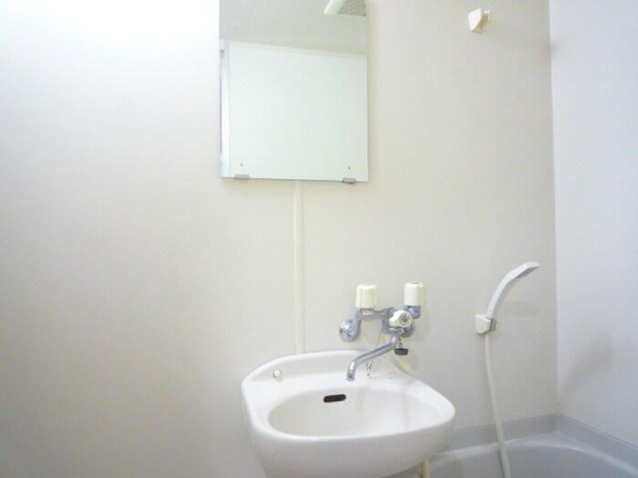物件内観写真13　(洗面)