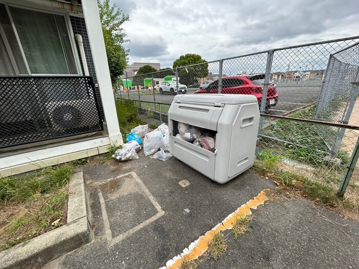 物件外観写真6　(建物設備)