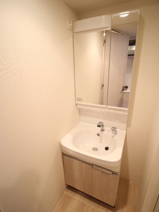 物件内観写真9　(洗面)