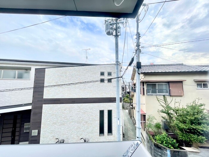 物件内観写真15　(室内からの展望)