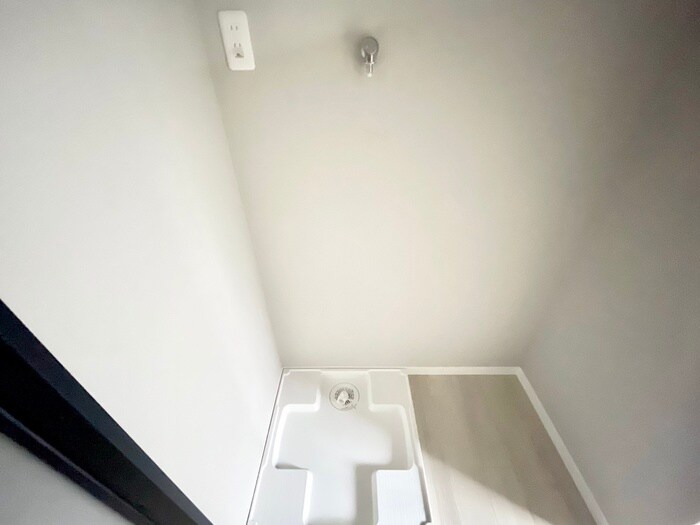 物件内観写真17　(洗濯機置場)