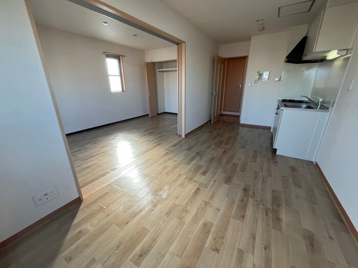 物件内観写真8　(居室)