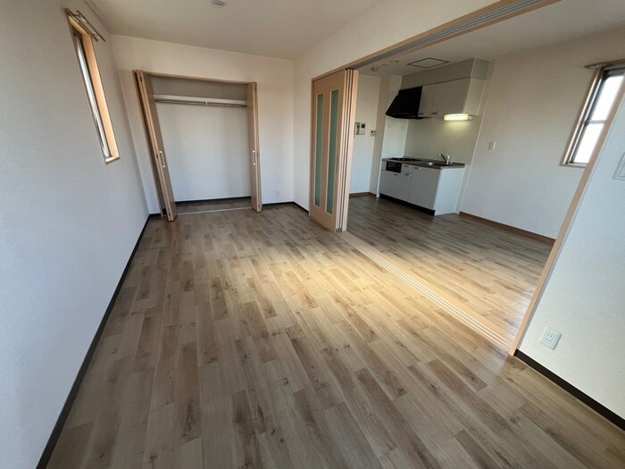 物件内観写真19　(居室)