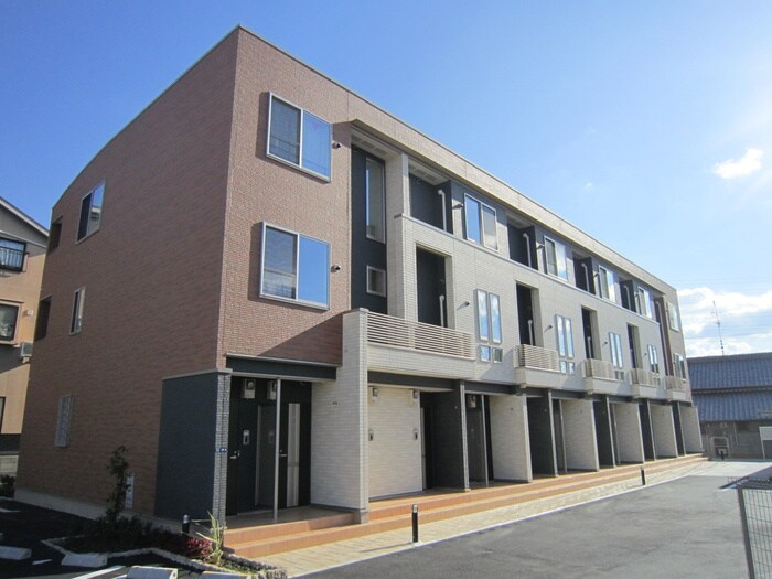 物件外観写真1　(外観写真)