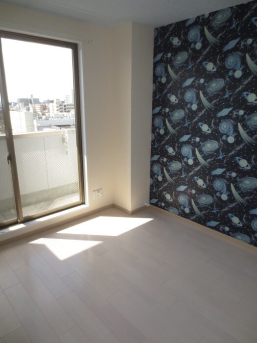 物件内観写真8　(居室)