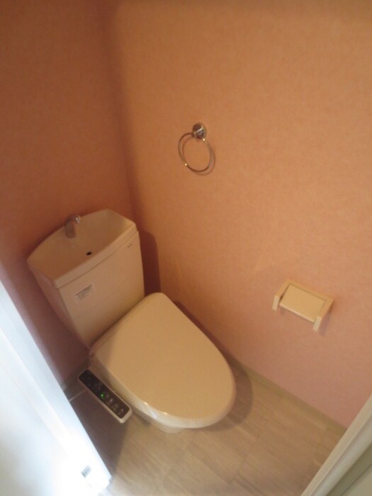 物件内観写真12　(トイレ)