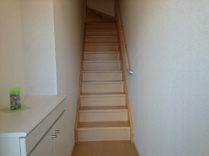 物件内観写真11　(廊下)