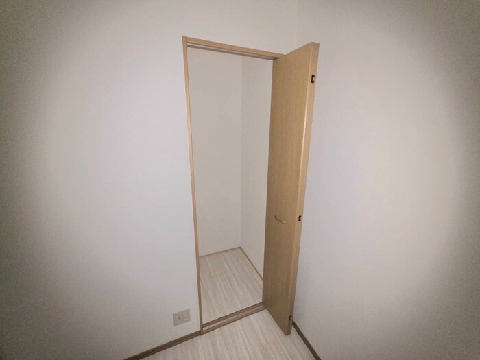 物件内観写真18　(収納)