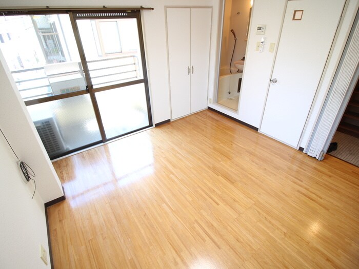 物件内観写真10　(居室)