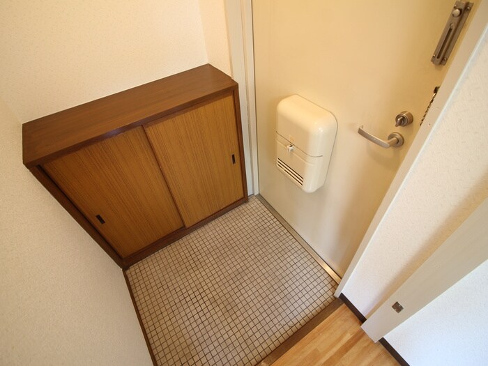 物件内観写真21　(玄関)