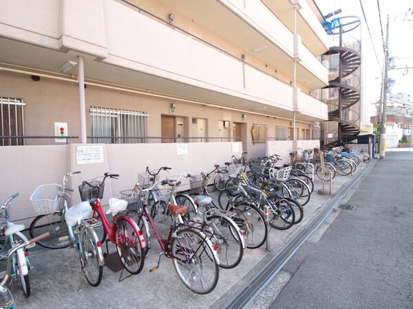 駐輪場