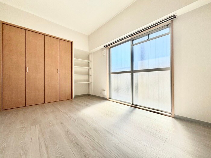 物件内観写真6　(居室)