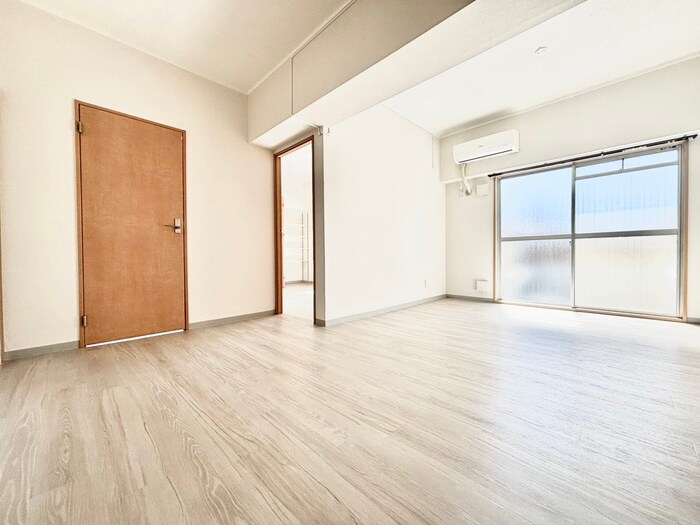 物件内観写真7　(居室)