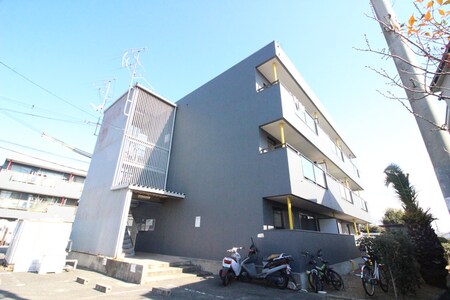 草愛マンションＣ棟外観写真