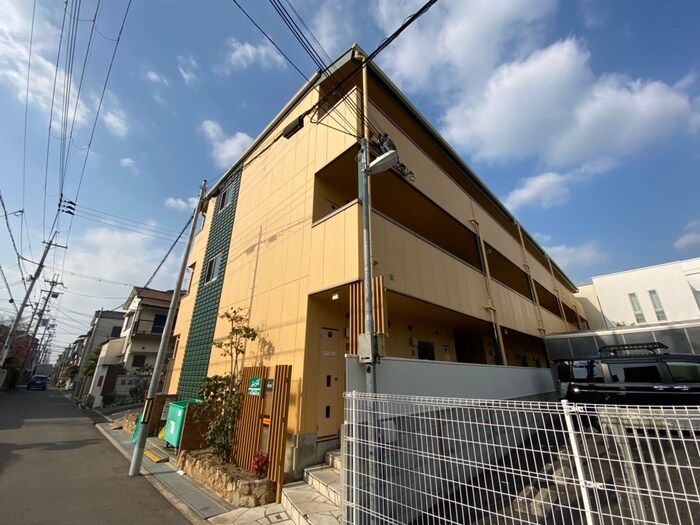 物件外観写真2　(外観写真)