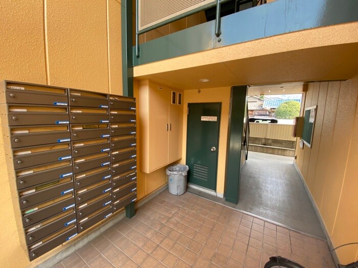 物件外観写真4　(建物設備)