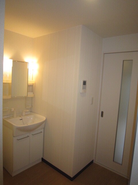 物件内観写真11　(洗面)