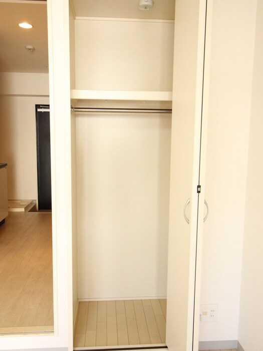物件内観写真11　(収納)