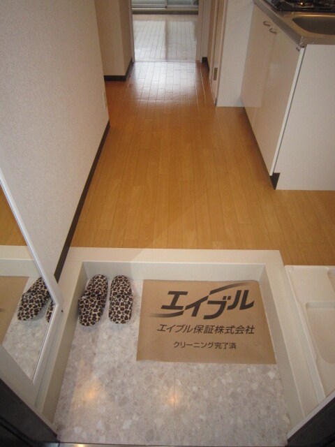 物件内観写真15　(玄関)