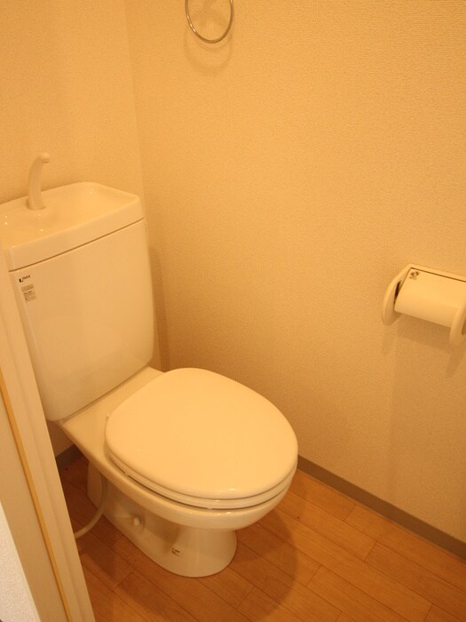 物件内観写真15　(トイレ)