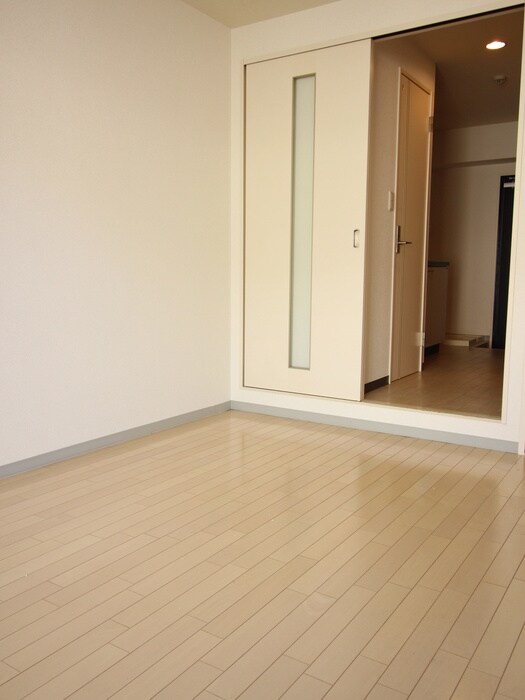 物件内観写真18　(居室)