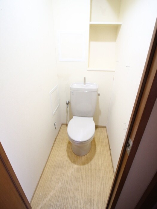 物件内観写真11　(トイレ)