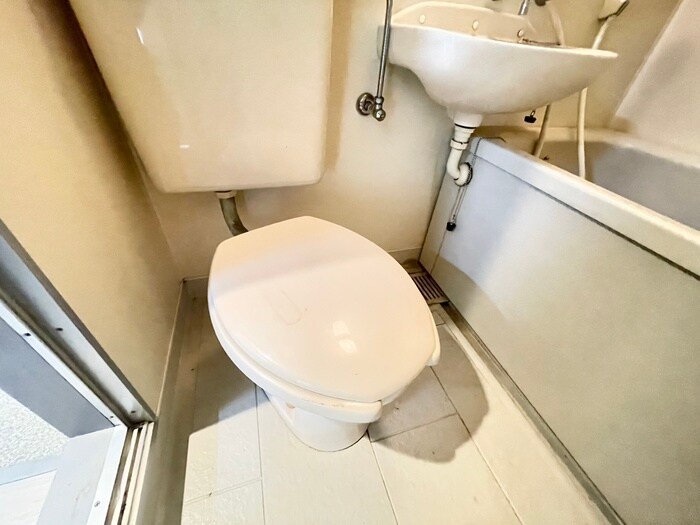 物件内観写真12　(トイレ)