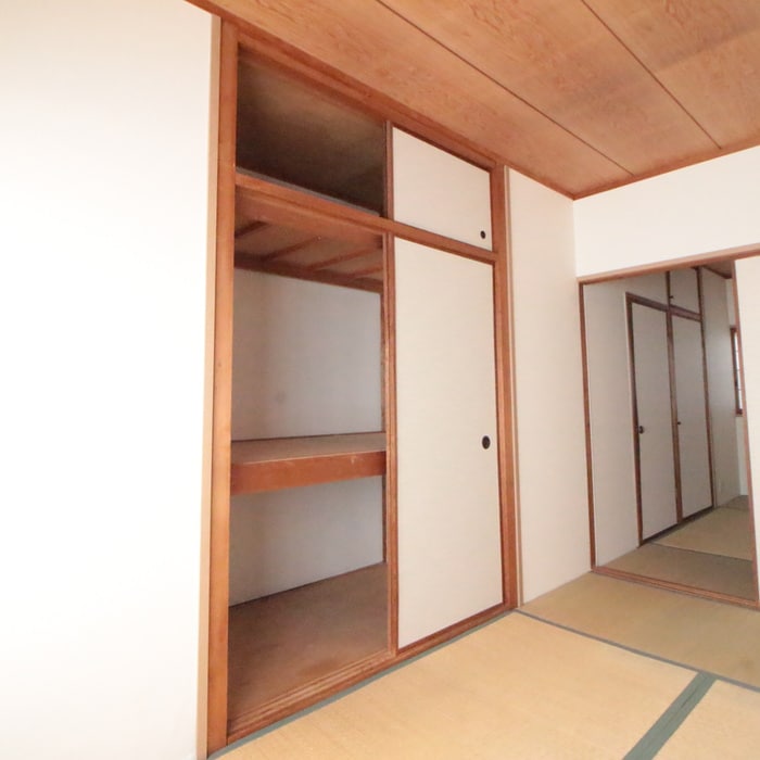 物件内観写真13　(収納)