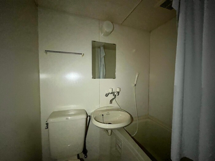 物件内観写真11　(洗面)