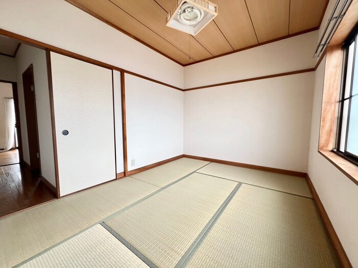 物件内観写真9　(居室)