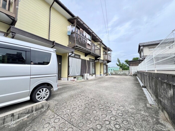 物件外観写真5　(外観写真)