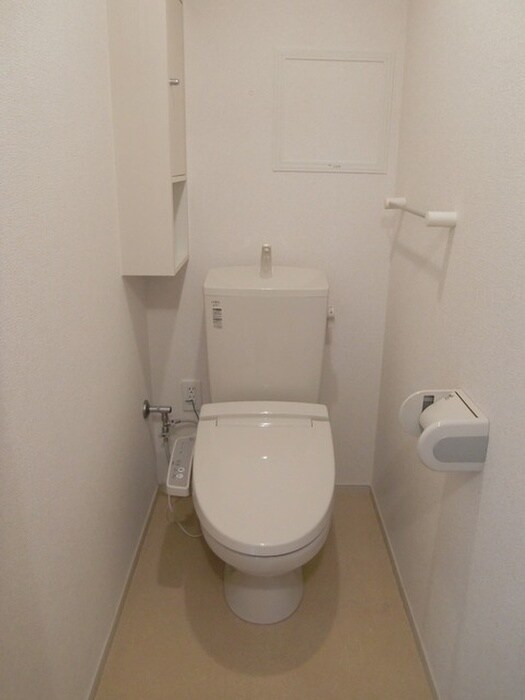 物件内観写真8　(トイレ)