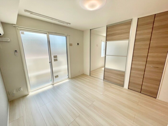 物件内観写真8　(居室)