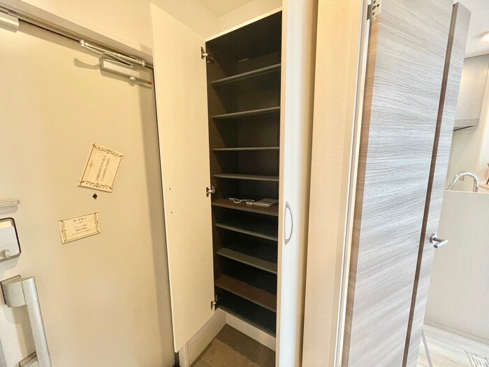 物件内観写真14　(靴箱)
