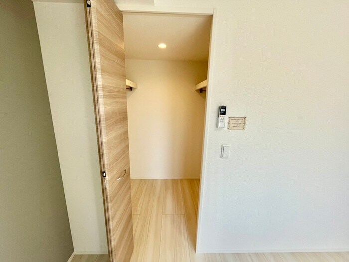 物件内観写真22　(収納)