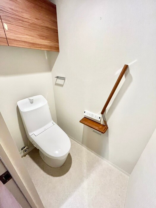 物件内観写真12　(トイレ)