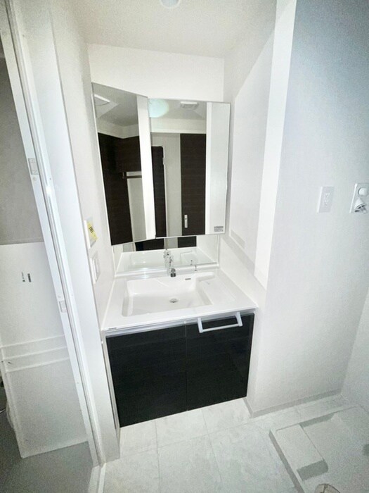 物件内観写真16　(洗面)