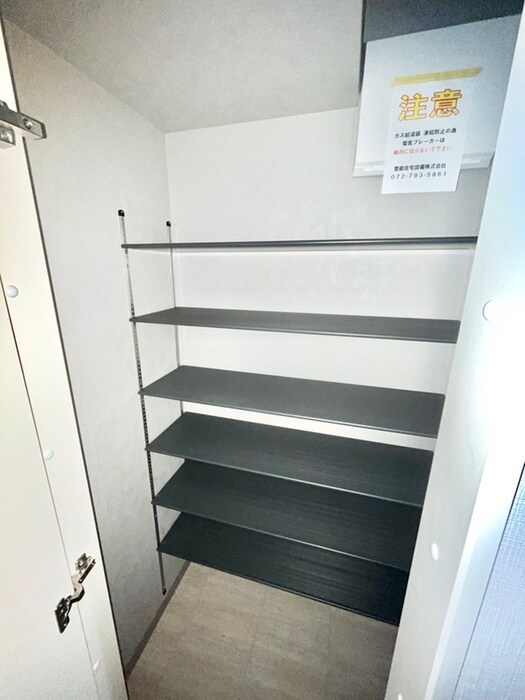 物件内観写真18　(靴箱)