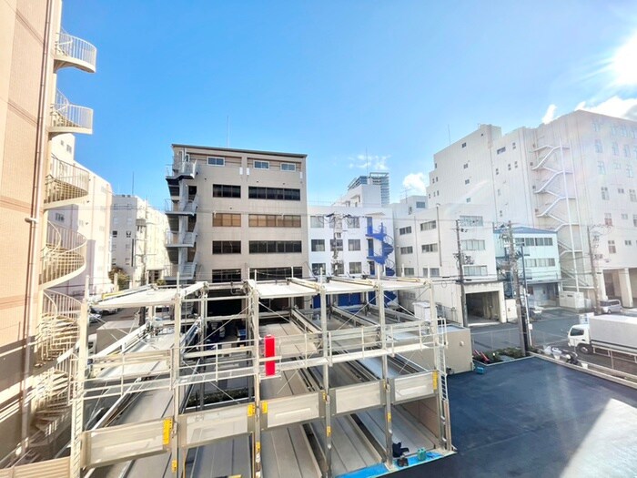 物件内観写真22　(室内からの展望)