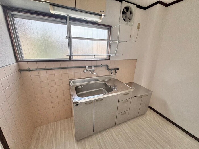 物件内観写真4　(キッチン)