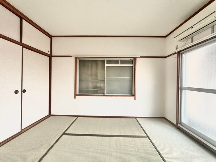 物件内観写真10　(居室)