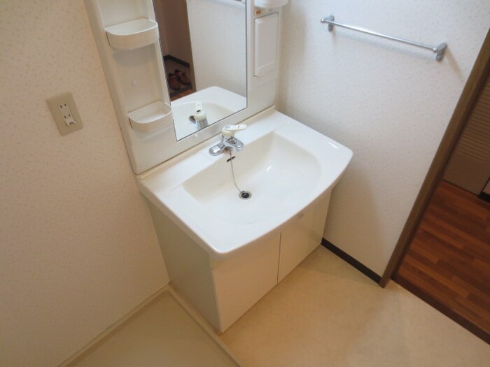 物件内観写真13　(洗面)