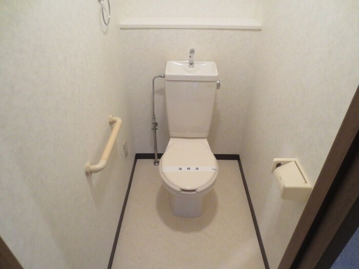 物件内観写真15　(トイレ)